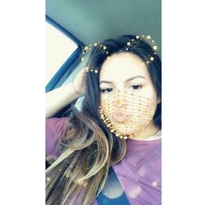 Meet your Posher, Roxanna